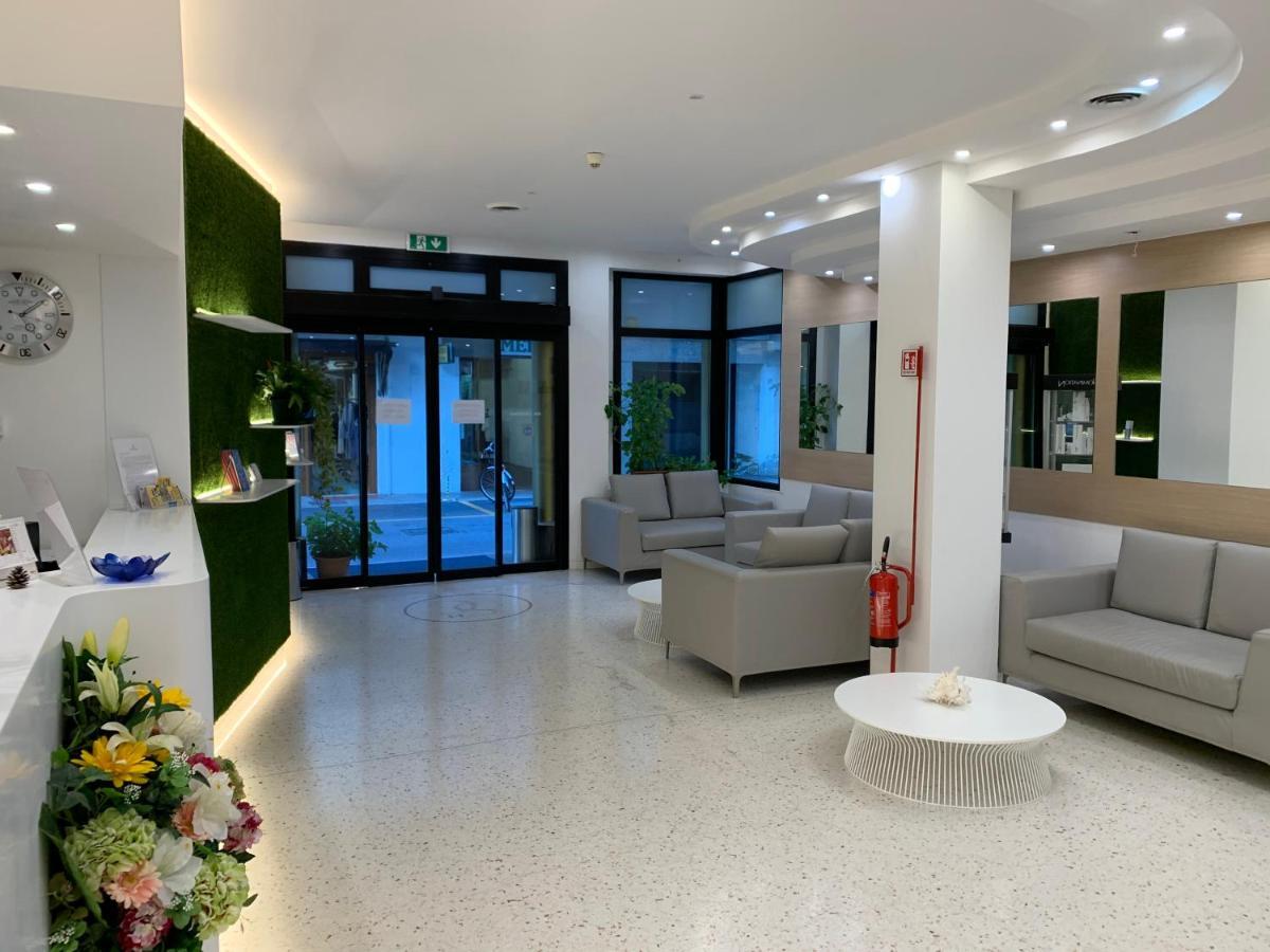 Hotel San Carlo Lignano Sabbiadoro Ngoại thất bức ảnh