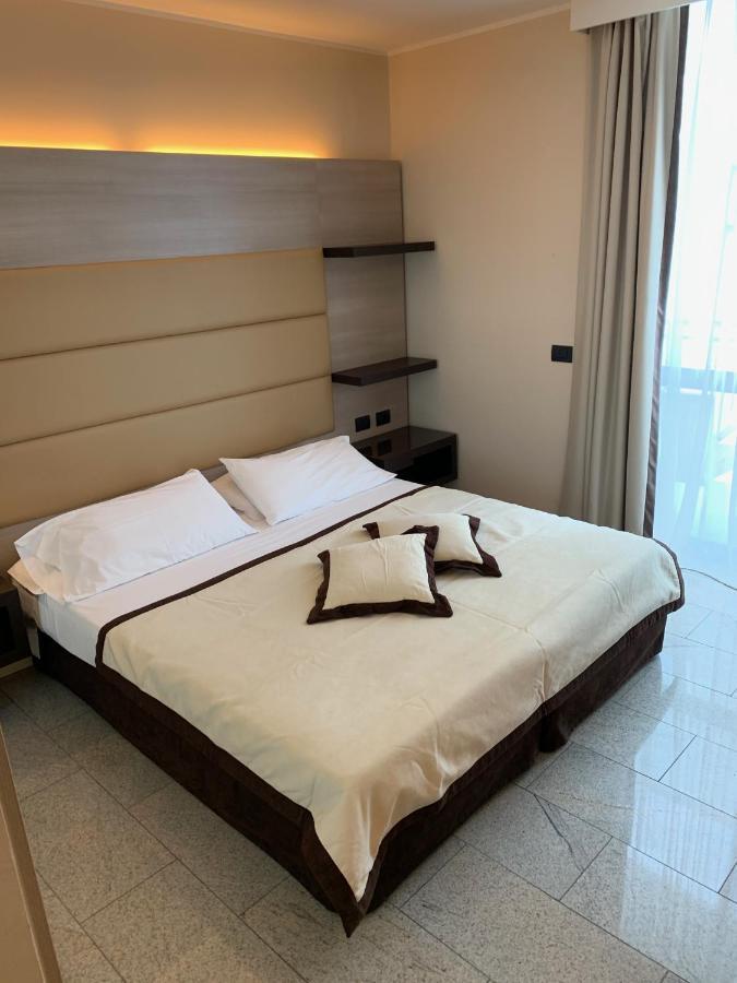 Hotel San Carlo Lignano Sabbiadoro Ngoại thất bức ảnh