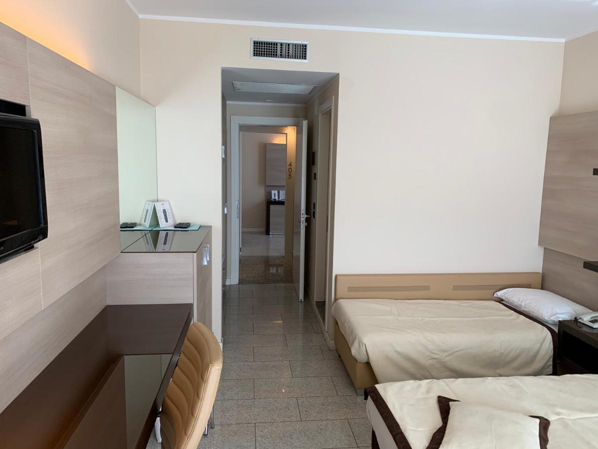 Hotel San Carlo Lignano Sabbiadoro Ngoại thất bức ảnh